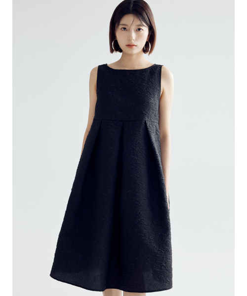 BOMNAL BOUTIQUE(ボムナルブティック)の「フレアミディドレス _ ブラック(ワンピース・レディース・その他・SMALL/MEDIUM)」の3枚目の写真