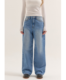 BUTTON UP（ボタンアップ）の「クラシックウォッシュドワイドデニム（デニムパンツ）」