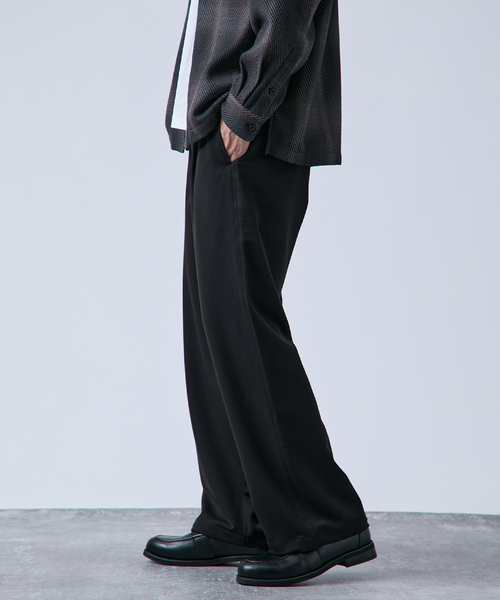 B.C STOCK（ベーセーストック）の「《追加》ヘビーT/R １タックワイドストレートスラックス（スラックス・メンズ・ネイビー/ブラウン/ブラック/チャコールグレー・MEDIUM/LARGE）」の7枚目の写真