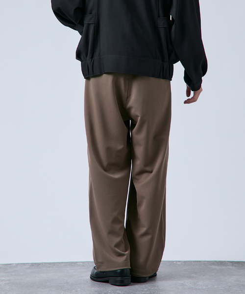 B.C STOCK（ベーセーストック）の「《追加》ヘビーT/R １タックワイドストレートスラックス（スラックス・メンズ・ネイビー/ブラウン/ブラック/チャコールグレー・MEDIUM/LARGE）」の16枚目の写真