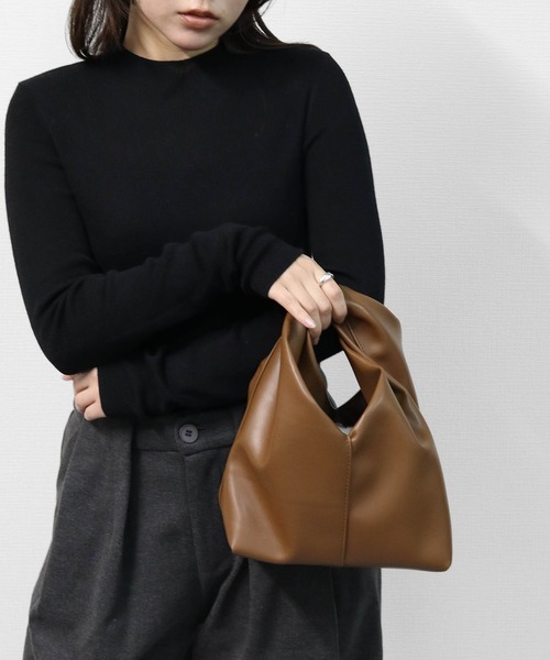 THE CELL.（ザセルドット）の「ツイストバッグ　TWIST BAG（ハンドバッグ・レディース・レッド/ブラック/ブラウン・FREE）」の4枚目の写真