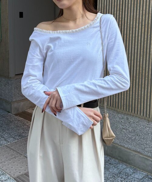 CAPRICIEUX LE'MAGE（カプリシューレマージュ）の「〈C.L〉フリル襟ボートネックTシャツ（Tシャツ/カットソー・レディース・ベージュ系その他/チャコールグレー/ホワイト・FREE）」の21枚目の写真