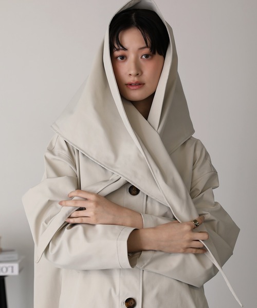 shetila(シェティラ)の「スカーフ付き 2WAY ステンカラーコート(ステンカラーコート・レディース・アイボリー/ブラック/ベージュ・M)」の11枚目の写真