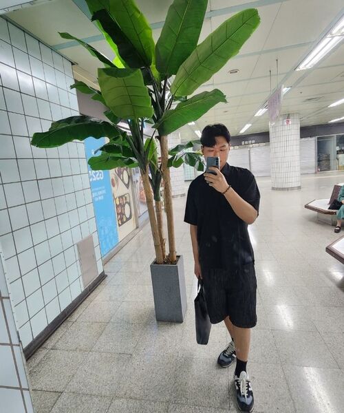 DOFFJASON（ドフジェーソン）の「カウハイドトートバッグ（トートバッグ・メンズ・ブラック・FREE）」の15枚目の写真