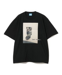 mmts（マミタス）の「【COLLABORATION】清水奈緒 / デコshake hands Tシャツ 旅行 レイヤード 洗濯可能 主役トップス ライブ（Tシャツ/カットソー）」