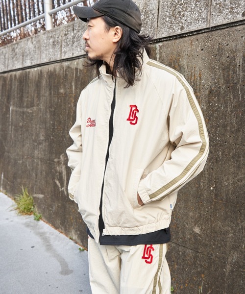 DISCUS ATHLETIC（ディスカス　アスレチック）の「DISCUS ATHLETIC ディスカス アスレティック ドロストトラックブルゾン（ブルゾン・メンズ・ネイビー/ブラック/アイボリー・M/L）」の2枚目の写真