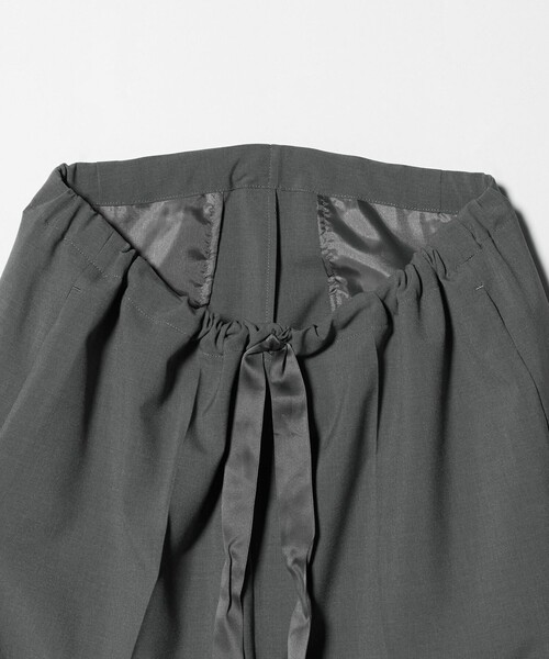 ASTRAET(アストラット)の「<ASTRAET>ポリエステル イージー ワイドテーパードパンツ(その他パンツ・レディース・ブラック/グレー・1/0)」の18枚目の写真