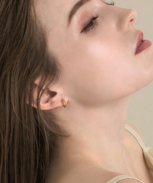 muku(ムク)の「PIERCE/TWIST PEARL(ピアス(両耳用)・レディース・シルバー/ゴールド・FREE)」の3枚目の写真