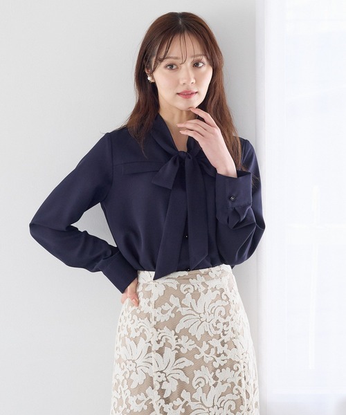 Andemiu(アンデミュウ)の「ポケツキボウタイブラウス646224(シャツ/ブラウス・レディース・オフホワイト/ライトグレー/ブルー/ネイビー・FREE)」の15枚目の写真