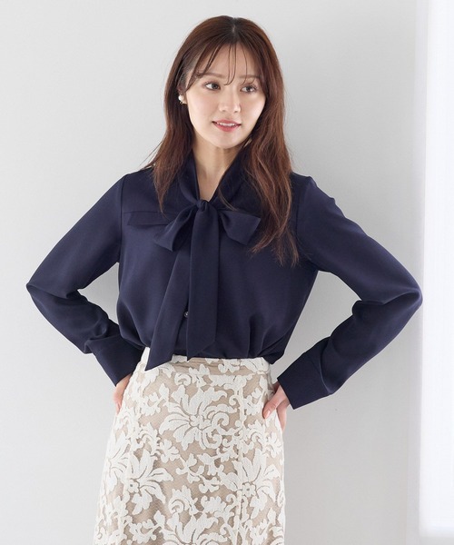 Andemiu(アンデミュウ)の「ポケツキボウタイブラウス646224(シャツ/ブラウス・レディース・オフホワイト/ライトグレー/ブルー/ネイビー・FREE)」の16枚目の写真