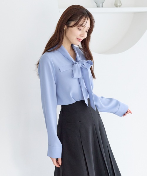 Andemiu(アンデミュウ)の「ポケツキボウタイブラウス646224(シャツ/ブラウス・レディース・オフホワイト/ライトグレー/ブルー/ネイビー・FREE)」の18枚目の写真