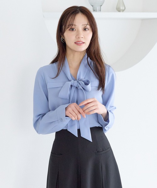 Andemiu(アンデミュウ)の「ポケツキボウタイブラウス646224(シャツ/ブラウス・レディース・オフホワイト/ライトグレー/ブルー/ネイビー・FREE)」の19枚目の写真