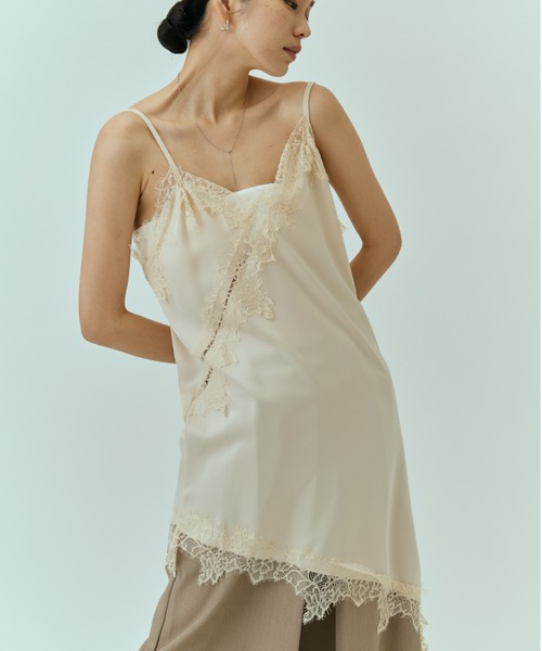 DRWCYS（ドロシーズ）の「アシメレースサテンロングキャミ（キャミソール・レディース・モカ/ブラック/アイボリー・FREE）」の6枚目の写真