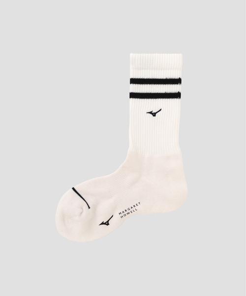 MARGARET HOWELL（マーガレットハウエル）の「STRIPE SPORTS SOCKS（ソックス/靴下・レディース・ホワイト系その他2/ブラック・-）」の2枚目の写真