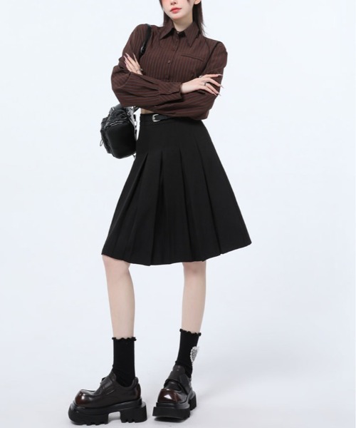 kirakiraShop(キラキラショップ)の「ベルト付き プリーツ フレア ミディスカート(スカート・レディース・ライトベージュ/ブラック/チャコール・L/M/S)」の7枚目の写真