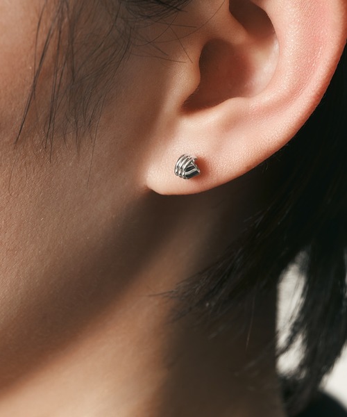 Jewel closet by L&Co.(ジュエルクローゼットバイエルアンドコー)の「K18/プラチナ ピアス(ピアス(両耳用)・レディース・プラチナム/ゴールド・FREE)」の9枚目の写真