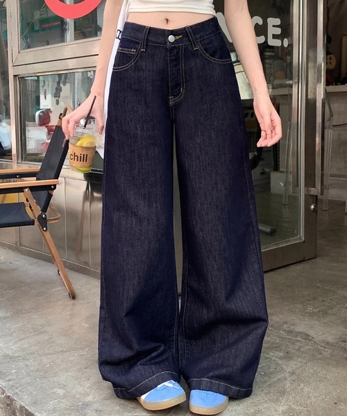 CELENA BEATS（セレナビーツ）の「美脚シルエットハイウエストデニム（デニムパンツ・レディース・ブルー・S/M/L）」の2枚目の写真