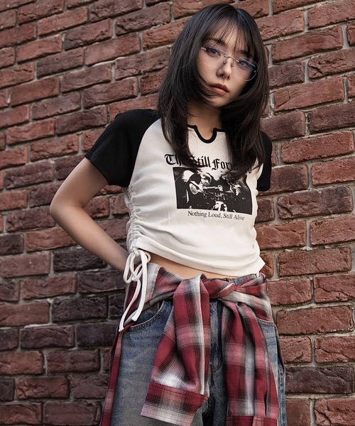 WEGO(ウィゴー)の「WEGO/【26年春新作】キーネックサイドレースアップちびT(Tシャツ/カットソー・レディース・その他3/その他2/その他1/その他4/その他7/その他6/その他5/その他8/その他9・FREE)」の4枚目の写真