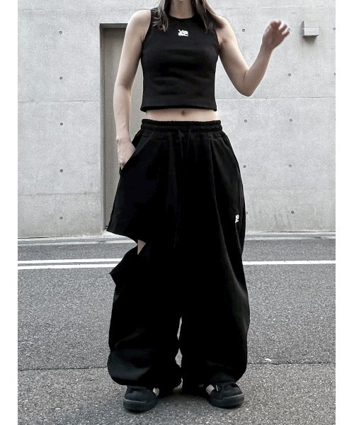 YACA(ヤーカ)の「Logo Mini Tanktop/ロゴミニタンクトップ(タンクトップ・レディース・モカ/ブラック・FREE)」の7枚目の写真