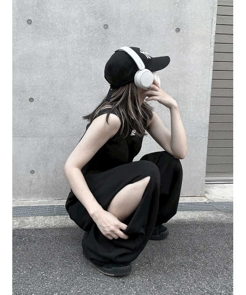 YACA(ヤーカ)の「Logo Mini Tanktop/ロゴミニタンクトップ(タンクトップ・レディース・モカ/ブラック・FREE)」の12枚目の写真