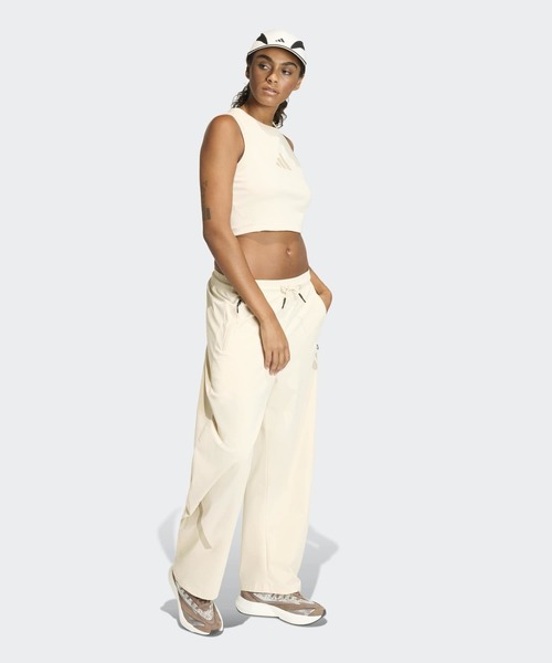 adidas(アディダス)の「アディダス Z.N.E.タンク / アディダス adidas(タンクトップ・レディース・ベージュ/ブラック・MEDIUM/SMALL/LARGE/X-LARGE)」の10枚目の写真