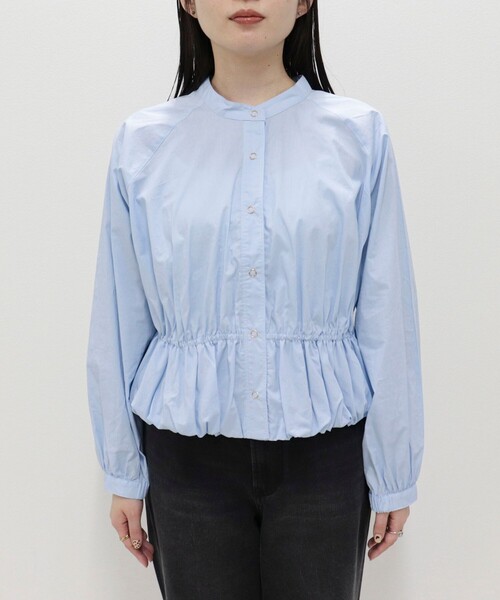 fredy emue(フレディエミュ)の「クロップドバルーン前開きブラウス(シャツ/ブラウス・レディース・ネイビー/カーキ/サックスブルー/オフホワイト・38)」の14枚目の写真