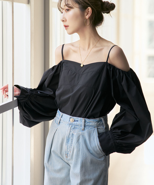新品♪オフショルブラウス　　ブラック★ Heather（ヘザー）の「2WAYシアーオフショルブラウス 140678（シャツ