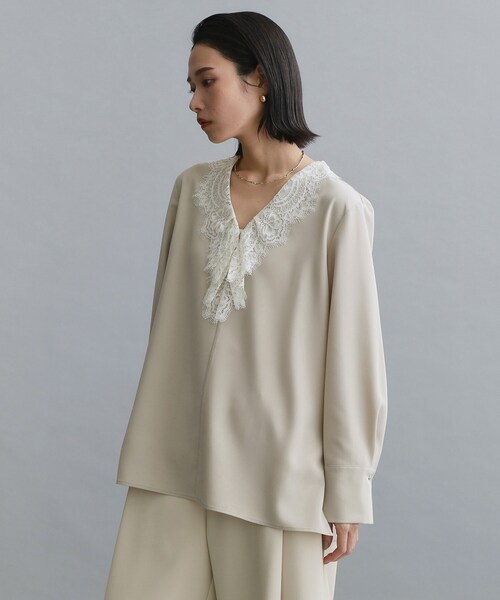 OPAQUE.CLIP(オペークドットクリップ)の「【es】ヒゲレースVネックブラウス【洗濯機OK】(シャツ/ブラウス・レディース・ブラック/ベージュ・36/38/40)」の7枚目の写真