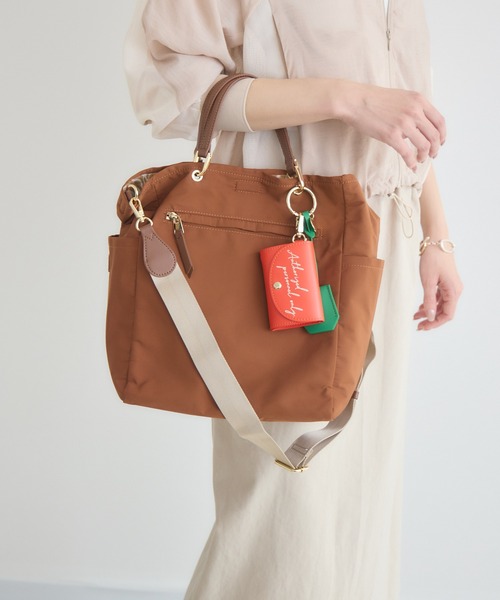 KATHARINE ROSS（キャサリンロス）の「【KATHARINE ROSS】【story.】リバーシブルストレレージバッグ（トートバッグ・レディース・ブラック/カーキ/ブラウン・MEDIUM）」の2枚目の写真