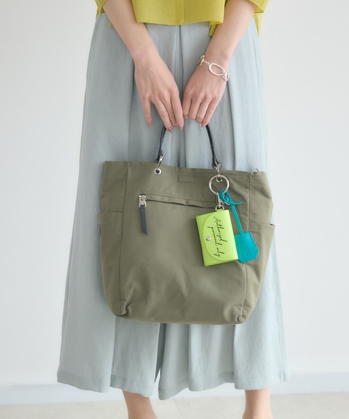 KATHARINE ROSS（キャサリンロス）の「【KATHARINE ROSS】【story.】リバーシブルストレレージバッグ（トートバッグ・レディース・ブラック/カーキ/ブラウン・MEDIUM）」の3枚目の写真