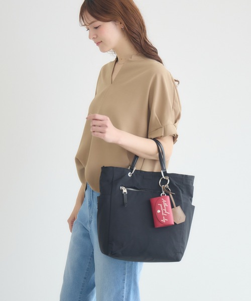 KATHARINE ROSS（キャサリンロス）の「【KATHARINE ROSS】【story.】リバーシブルストレレージバッグ（トートバッグ・レディース・ブラック/カーキ/ブラウン・MEDIUM）」の5枚目の写真