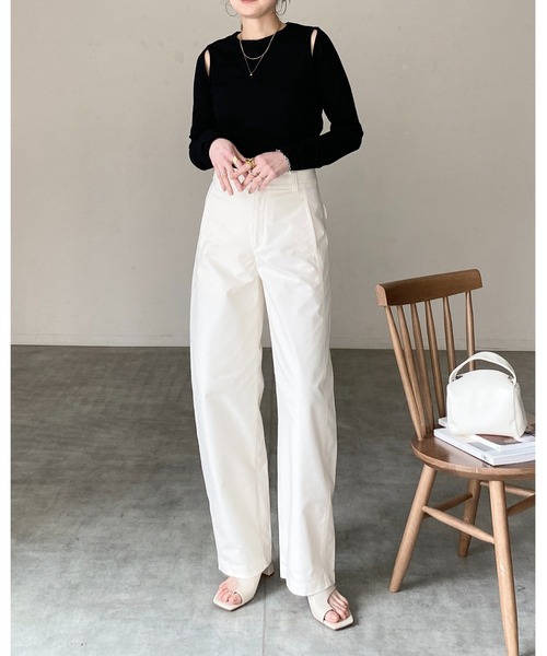 She's Closet(シーズクローゼット)の「カットアウト 肩あき 長袖 リブトップス ロングTシャツ(Tシャツ/カットソー・レディース・ブラック/アイボリー/モカ・FREE)」の8枚目の写真