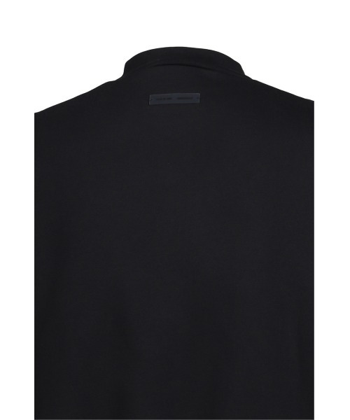 FOG ESSENTIALS(エフオージーエッセンシャルズ)の「CLASSIC CREWNECK SWEATSHIRT(スウェット・メンズ・ブラック・MEDIUM/X-SMALL/SMALL/XX-LARGE/LARGE)」の5枚目の写真