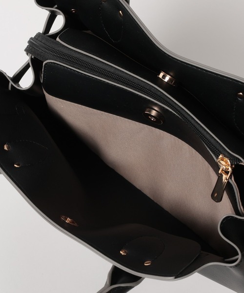 mysty woman（ミスティウーマン）の「ソフトスクエアBAG 681247（ショルダーバッグ・レディース・ブラック/アイボリー・FREE）」の10枚目の写真