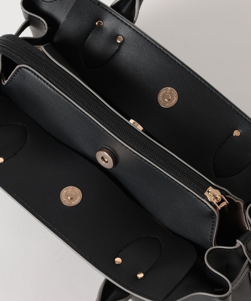 mysty woman（ミスティウーマン）の「ソフトスクエアBAG 681247（ショルダーバッグ・レディース・ブラック/アイボリー・FREE）」の8枚目の写真