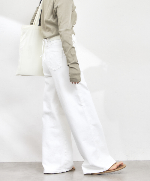 U by SPICK&SPAN（ユーバイスピックアンドスパン）の「SOMETHING / サムシング LISA LACE UP WIDE（デニムパンツ・レディース・ネイビー/ブルー/ホワイト・X-SMALL/SMALL）」の2枚目の写真