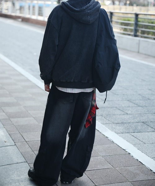 HOOK(フック)の「HOOK -select- 切替ワイドデニムカーゴパンツ(デニムパンツ・メンズ・ブラック/ブルー・S/M/L)」の4枚目の写真