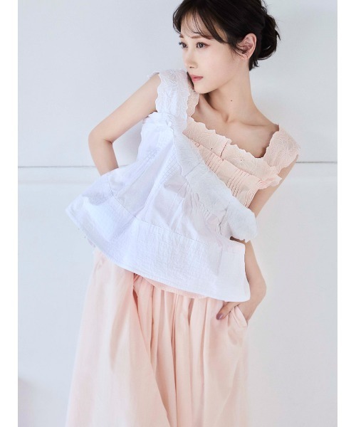 SNIDEL(スナイデル)の「エンブロイダリートップス(シャツ/ブラウス・レディース・ネイビー/ピンク/ホワイト・F)」の1枚目の写真