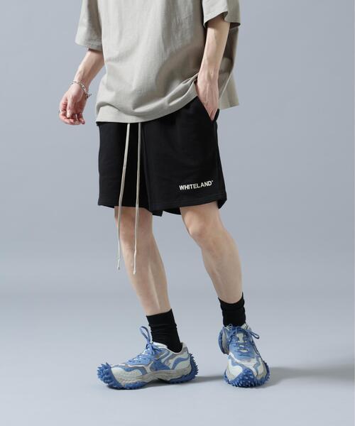 WHITELAND(ホワイトランド)の「【WEB&DEPOT限定】WHITELAND/ホワイトランド/LOGO SWEAT SHORTS(スウェットパンツ・レディース・ベージュ/グレー/ブラック・L/M/S)」の4枚目の写真