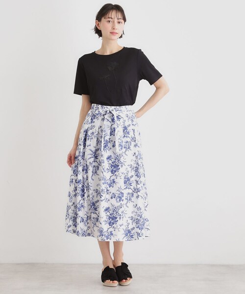 LAURA ASHLEY(ローラアシュレイ)の「【洗える/コットン100%/ウエストゴム/3colors】ウォールド ガーデン柄スカート(スカート・レディース・ブルー系/ダークグリーン系/ネイビー系・38/40)」の10枚目の写真