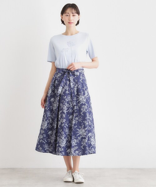 LAURA ASHLEY(ローラアシュレイ)の「【洗える/コットン100%/ウエストゴム/3colors】ウォールド ガーデン柄スカート(スカート・レディース・ブルー系/ダークグリーン系/ネイビー系・38/40)」の14枚目の写真