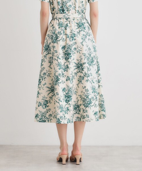 LAURA ASHLEY(ローラアシュレイ)の「【洗える/コットン100%/ウエストゴム/3colors】ウォールド ガーデン柄スカート(スカート・レディース・ブルー系/ダークグリーン系/ネイビー系・38/40)」の18枚目の写真