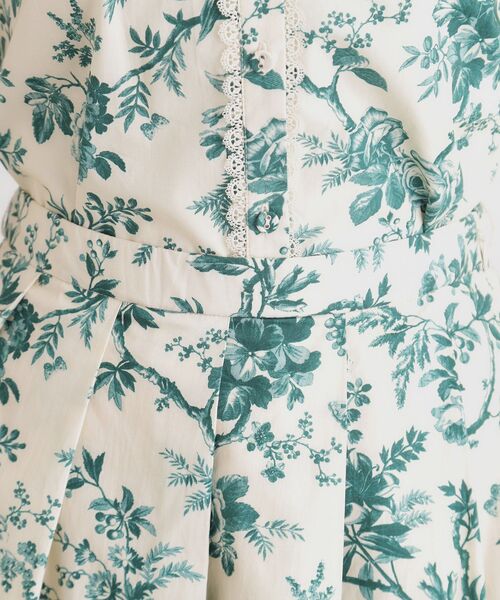 LAURA ASHLEY(ローラアシュレイ)の「【洗える/コットン100%/ウエストゴム/3colors】ウォールド ガーデン柄スカート(スカート・レディース・ブルー系/ダークグリーン系/ネイビー系・38/40)」の20枚目の写真