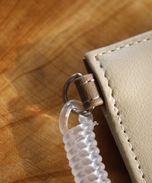 FUNALIVE（ファンアライブ）の「SNOOPY スヌーピー シングルパスケース 合皮（パスケース・レディース・オレンジ/グリーン・FREE）」の8枚目の写真