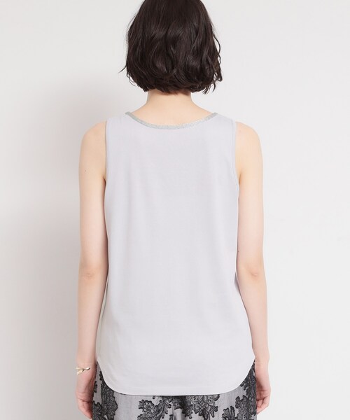 THE SHOP TK (ザ ショップ ティーケー )の「【ひんやり】顔周りがぱっと華やぐ きらり艶めくタンクトップ(タンクトップ・レディース・オフホワイト/ブラック/ライトグレー・13/12)」の16枚目の写真