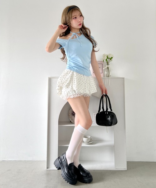 Loueme(ルエム)の「オフショルチョーカートップス(Tシャツ/カットソー・レディース・ホワイト/ブラック/ライトブルー・FREE)」の19枚目の写真