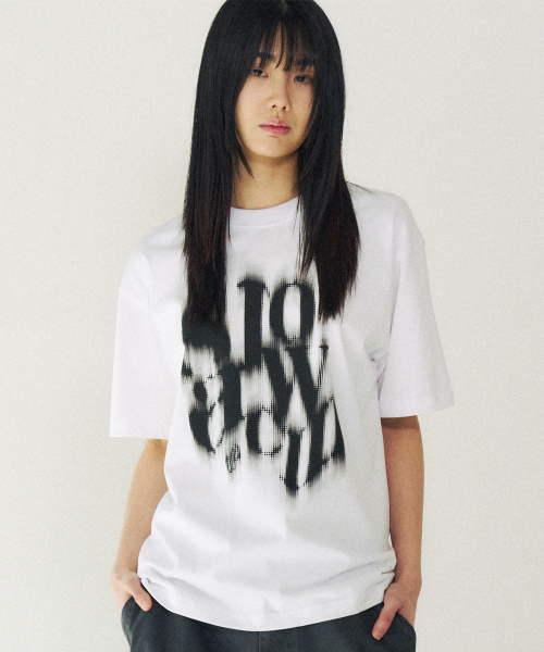 SLOWACID（スローアシッド）の「ブラーリーロゴ半袖Tシャツ[ホワイト]（Tシャツ/カットソー・レディース・その他・SMALL/X-LARGE/MEDIUM/LARGE）」の6枚目の写真