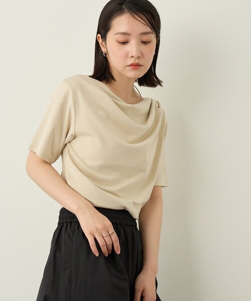 Omekashi(オメカシ)の「2way半袖ドレープTシャツ(Tシャツ/カットソー・レディース・ブラック/オフホワイト/ベージュ・FREE)」の14枚目の写真
