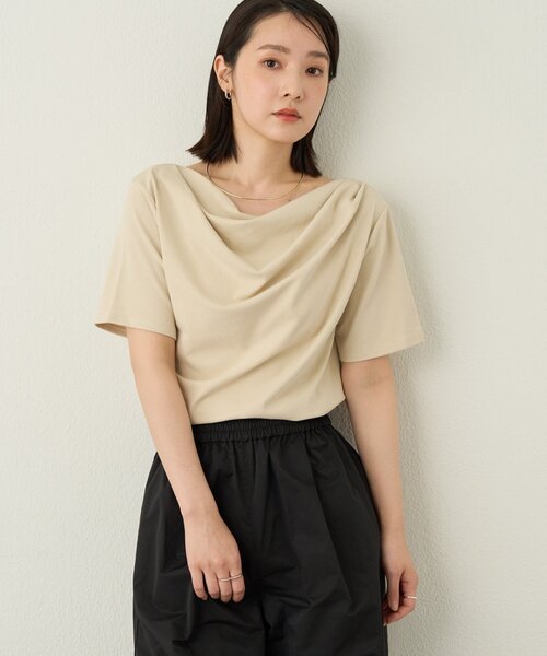Omekashi(オメカシ)の「2way半袖ドレープTシャツ(Tシャツ/カットソー・レディース・ブラック/オフホワイト/ベージュ・FREE)」の12枚目の写真