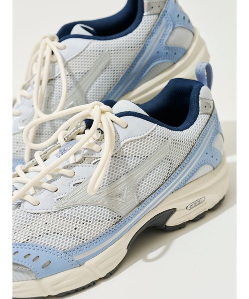 emmi（エミ）の「【emmi×Mizuno】MXR（スニーカー・レディース・ライトブルー・23.5/24/25/25.5/23/24.5）」の12枚目の写真